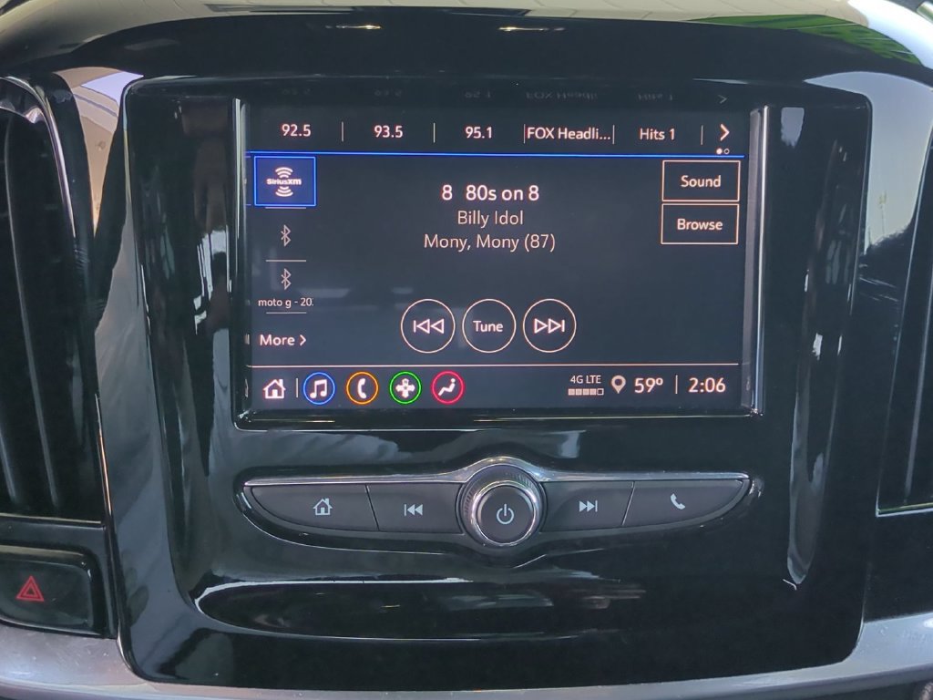 Used 2023 Chevrolet Traverse LT FWD image 16
