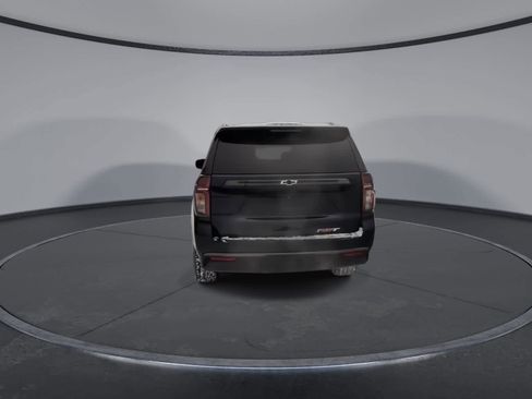 Used 2022 Chevrolet Suburban RST image 7