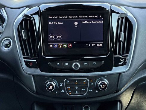 Used 2022 Chevrolet Traverse LT AWD/4WD image 12