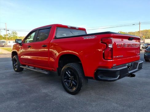 Used 2022 Chevrolet Silverado 1500 Custom Trail Boss AWD/4WD image 7