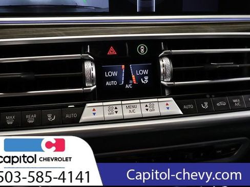 Used 2020 BMW X5 xDrive40i w/ Premium Package AWD/4WD image 22