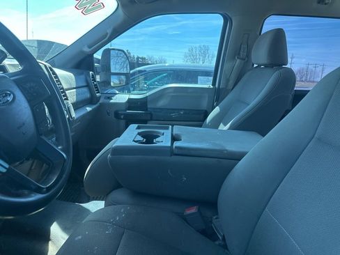 Used 2019 Ford F250 XL w/ STX Appearance Package AWD/4WD image 18