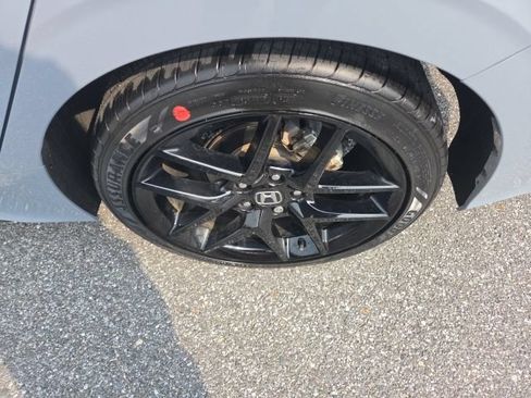 Certified 2024 Honda Civic Sport image 12