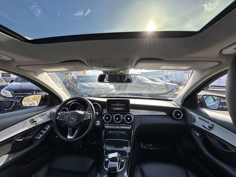 Used 2016 Mercedes-Benz C 300 4MATIC Sedan image 18