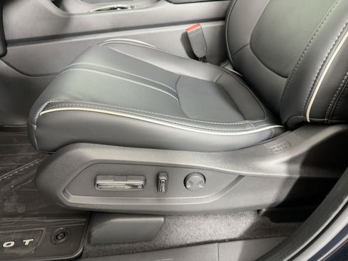 New 2026 Honda Pilot Elite image 10