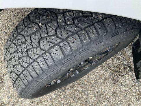 Used 2021 Ford Ranger XLT w/ Equipment Group 301A Mid image 18