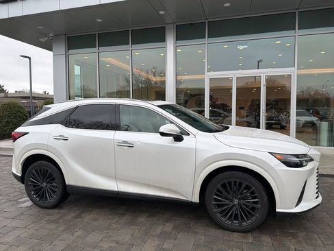 Used 2025 Lexus RX 350 Premium w/ Accessory Package image 5