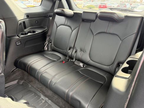 Used 2024 Honda Pilot TrailSport image 9