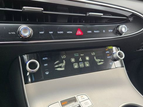 New 2026 Genesis GV70 2.5T Select AWD/4WD image 8
