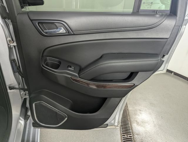 Used 2017 GMC Yukon SLE AWD/4WD image 25