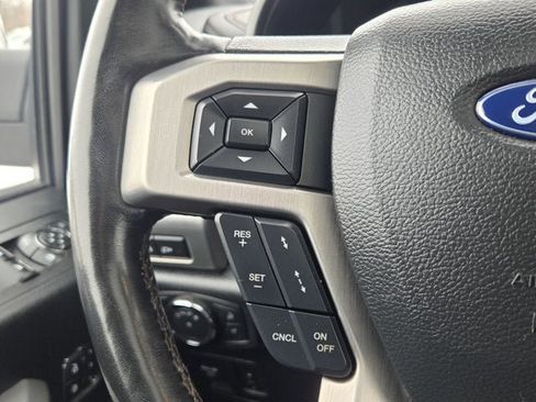 Used 2019 Ford F150 Platinum w/ Equipment Group 701A Luxury image 28