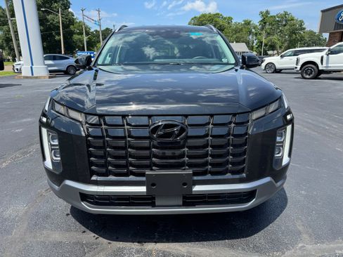 Used 2024 Hyundai Palisade SEL FWD image 2