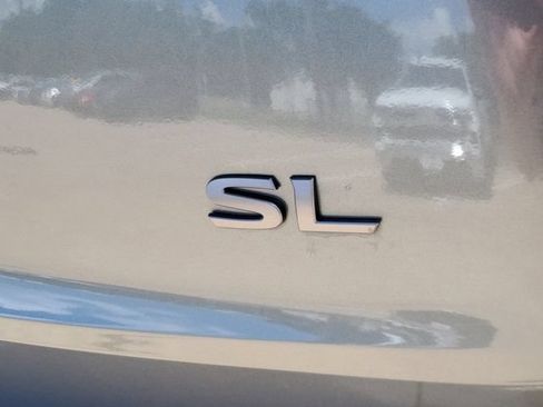 Used 2026 Nissan Rogue SL FWD image 5