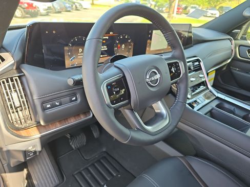 New 2025 Nissan Armada SL AWD/4WD image 17