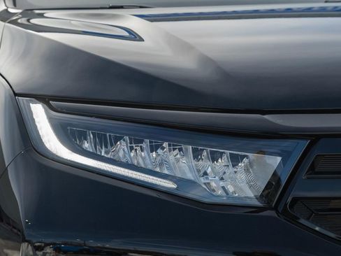 New 2026 Honda Odyssey Touring image 11