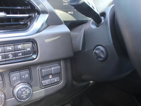 Used 2025 GMC Yukon Denali w/ Denali Reserve Package AWD/4WD image 30