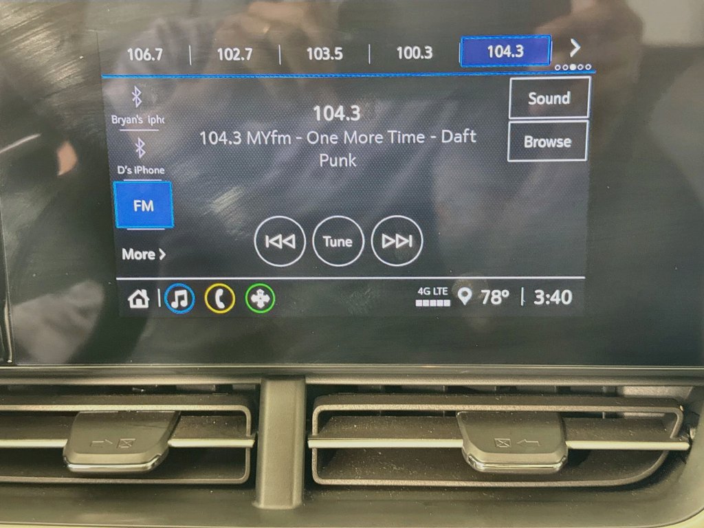 Used 2024 Chevrolet Trax RS w/ Driver Confidence Package FWD image 16