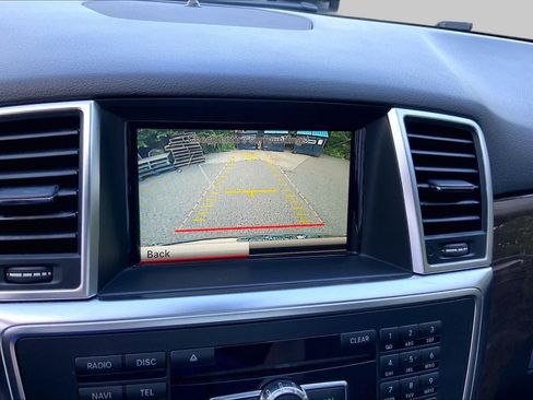 Used 2015 Mercedes-Benz ML 350 4MATIC image 29