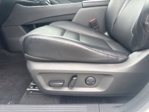 Used 2023 Nissan Rogue SV w/ SV Premium Package image 21