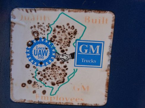 Used 2000 Chevrolet S10 Pickup LS w/ Preferred Equipment Group image 83