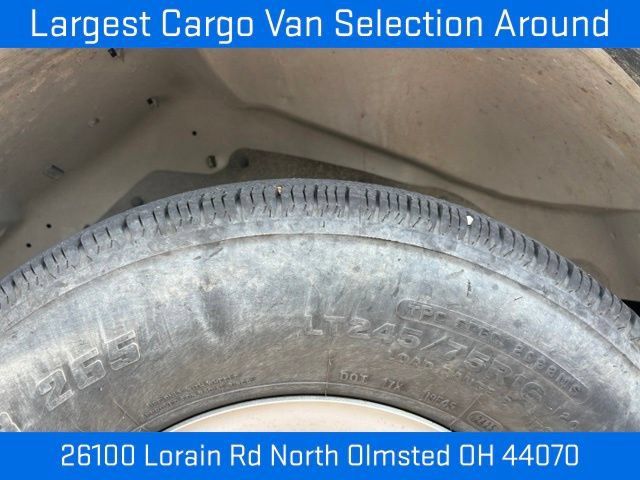 Used 2025 Chevrolet Express 2500 w/ Driver Convenience Package RWD image 15