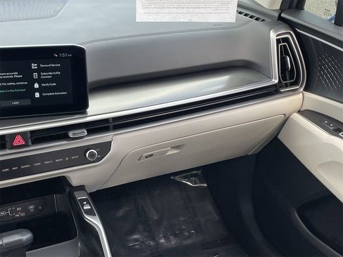 Used 2025 Kia Sorento S w/ Panoramic Sunroof Package image 15