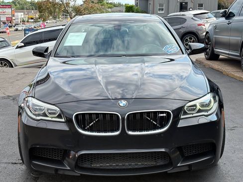 Used 2014 BMW M5 RWD image 3