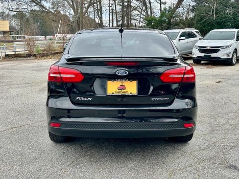 Used 2018 Ford Focus Titanium image 6