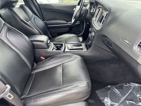 Certified 2022 Dodge Charger SXT w/ Leather Interior Group image 12