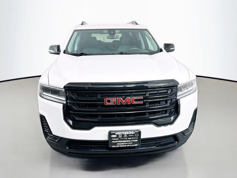 Used 2023 GMC Acadia SLE w/ Elevation Edition FWD image 2