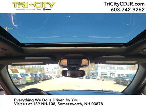 Used 2019 Jeep Grand Cherokee Limited w/ Luxury Group II image 23