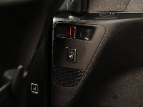 Used 2020 Chrysler Pacifica Limited w/ Advanced Safetytec Group image 31