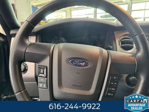 Used 2015 Ford Expedition XLT AWD/4WD image 19