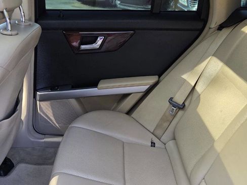 Used 2010 Mercedes-Benz GLK 350 4MATIC image 13