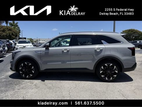 Used 2026 Kia Sorento EX w/ EX Premium Package FWD image 5