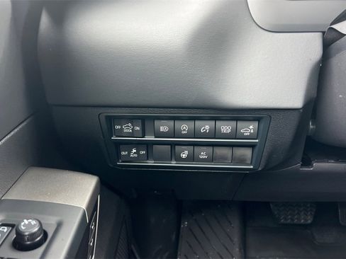 New 2026 Toyota Tundra Platinum image 26