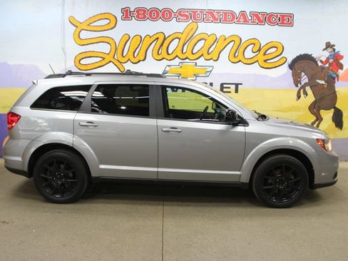 Used 2016 Dodge Journey SXT w/ Blacktop Package FWD image 1