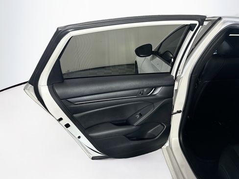 Used 2019 Honda Accord Sport image 26