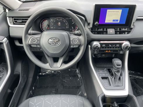 New 2025 Toyota RAV4 XLE image 22