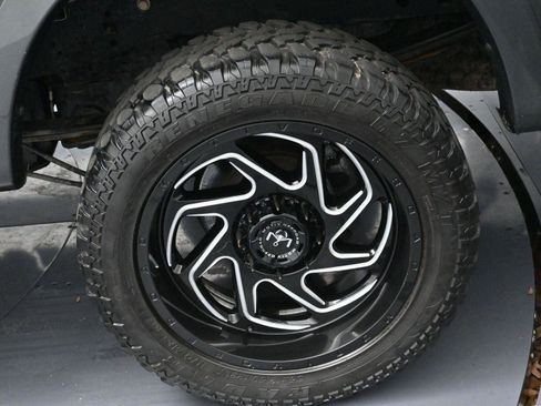 Used 2019 Ford F250 Lariat w/ Lariat Ultimate Package image 39