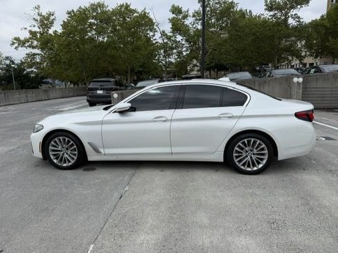Used 2023 BMW 530i xDrive w/ Convenience Package AWD/4WD image 5