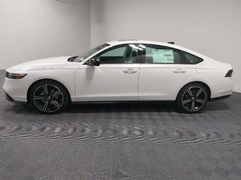 New 2026 Honda Accord SE image 3