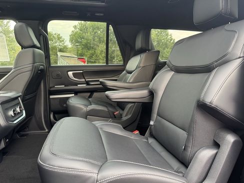 New 2025 Ford Expedition Max Platinum w/ Stealth Performance Package image 24