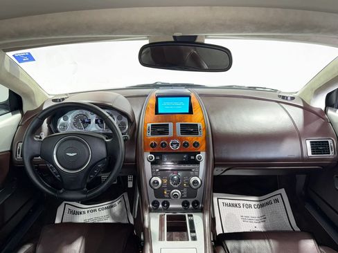 Used 2010 Aston Martin DB9 Volante RWD image 19