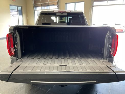 Used 2021 GMC Sierra 1500 AT4 w/ AT4 Value Package image 6