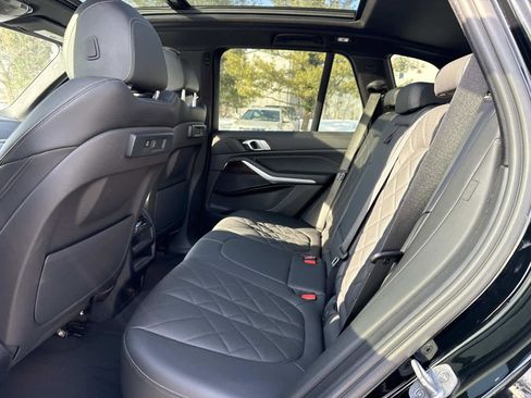 Used 2023 BMW X5 xDrive40i image 15