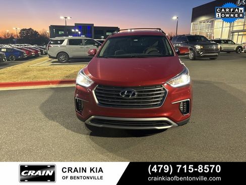 Used 2017 Hyundai Santa Fe Limited image 5