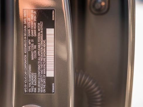 Used 2026 Volvo XC40 B5 Ultra w/ Protection Package Premier AWD/4WD image 41