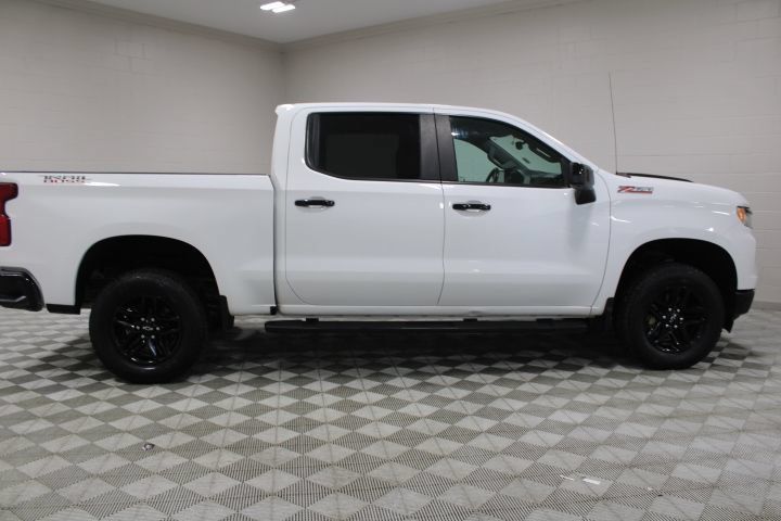 Used 2023 Chevrolet Silverado 1500 LT Trail Boss w/ Protection Package AWD/4WD image 12