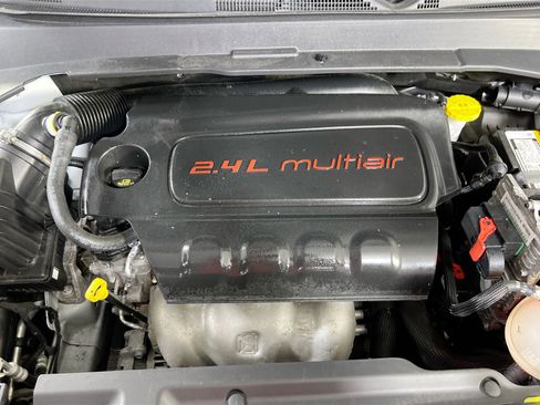Used 2022 Jeep Compass Trailhawk w/ Trailhawk Convenience Group AWD/4WD image 28